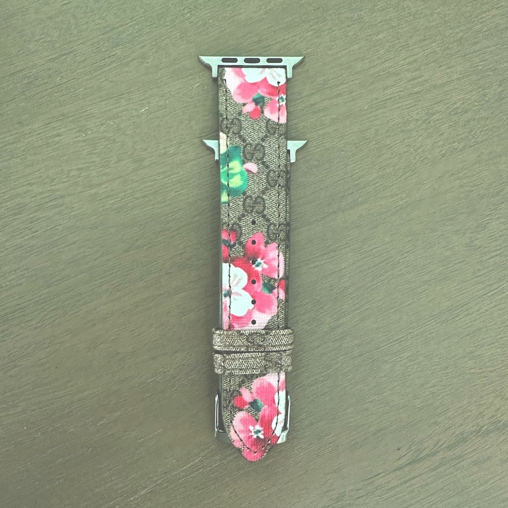 COPY - Luxury Style Watch Bands Compatible with Apple Watch Band  42mm 44mm 45m… - Picture 2 of 3